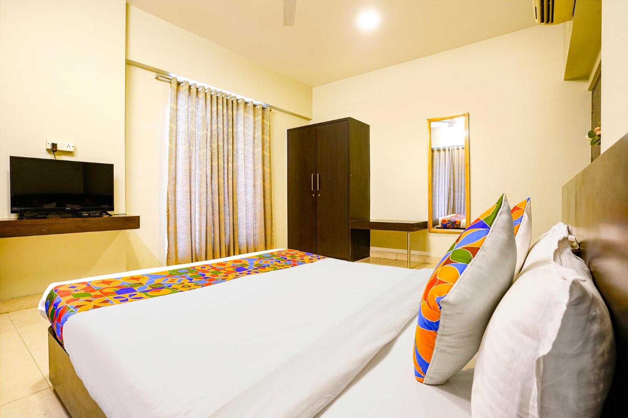 Fabhotel Corporate Bandra Bombaj